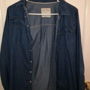 Girl Krazy Faux Denim Top Size: M